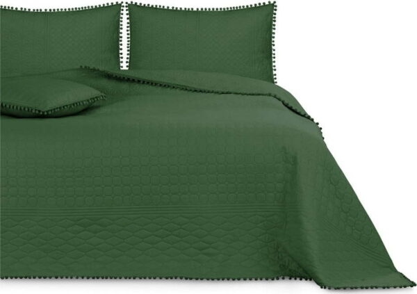 Lahvově zelený přehoz na postel