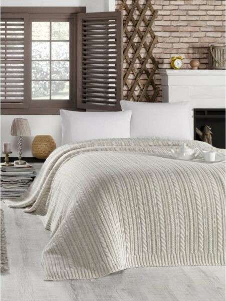 Světle šedý přehoz přes postel s příměsí bavlny Homemania