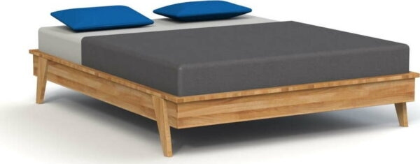 Dvoulůžková postel z dubového dřeva 160x200 cm