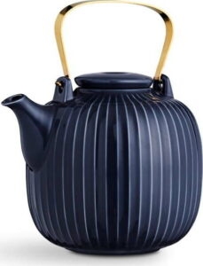 Tmavě modrá porcelánová čajová konvice Kähler