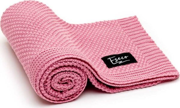 Růžová dětská pletená deka