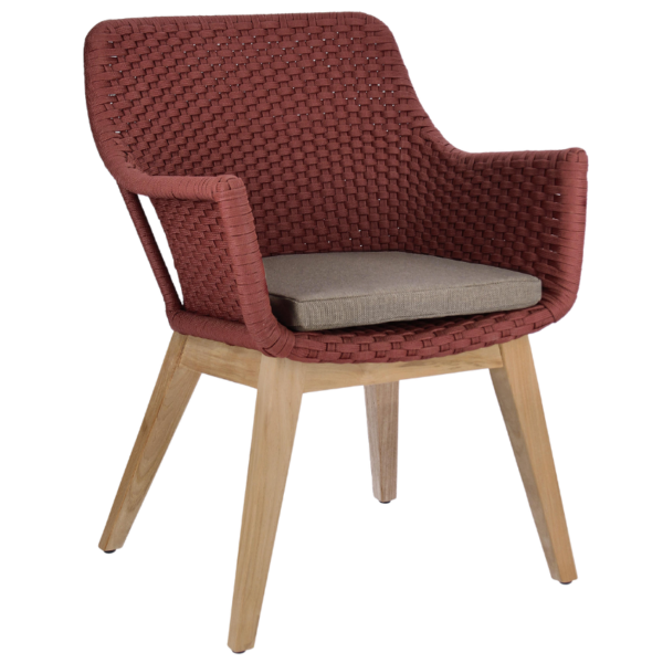 Červená pletená zahradní židle