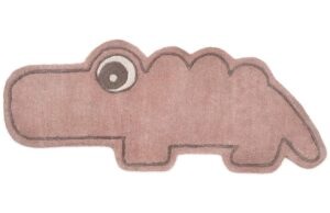 Růžový bavlněný koberec ve tvaru krokodýla