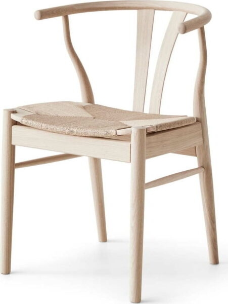 Jídelní židle z dubového dřeva v přírodní